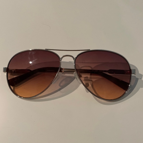 Guess 7228 Sunglasses main image 6